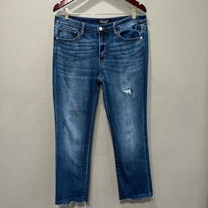 Judy Blue High Rise Distressed Raw Hem Straight Fit Leg Jean Size 32